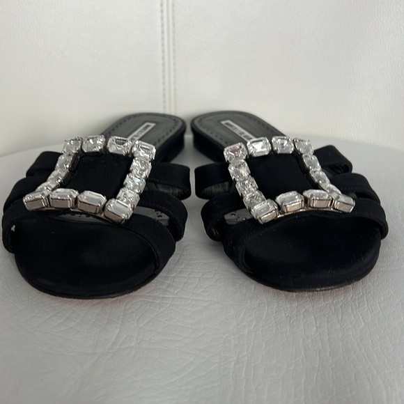 Manolo Blahnik Iluna black slip on sandals shoes  buckle size 38 - Picture 4 of 7